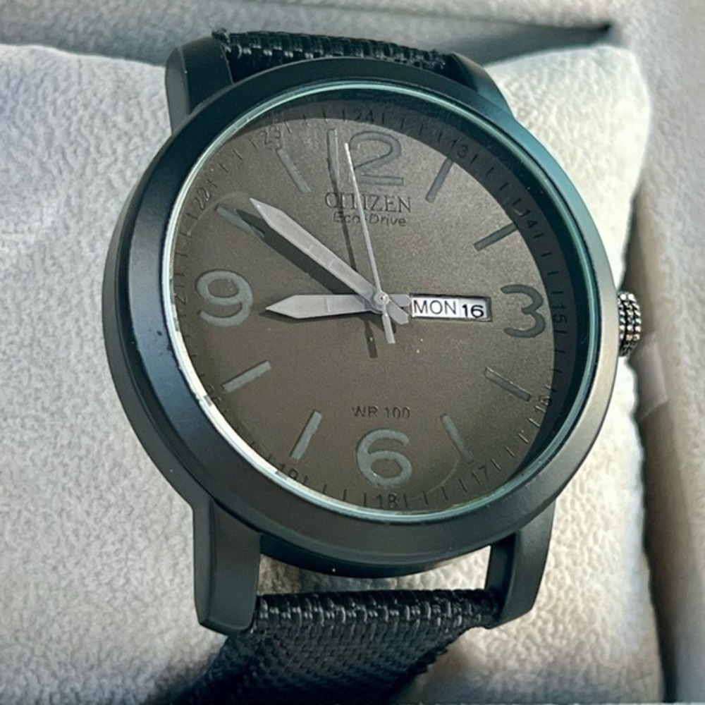 Citizen Eco-Drive Day Date Casual Designer Sport Men’s Watch - Picture 2 of 7